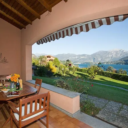Olivia Sul Lago *